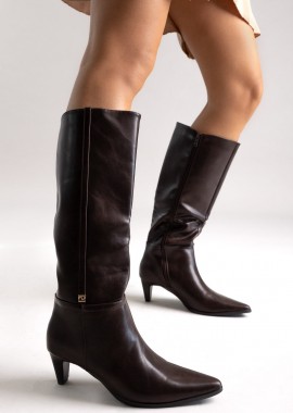 Ideal shoes Μυτερές Μπότες με Χαμηλό Τακούνι - 6395 - Σκούρο Καφέ Ματ