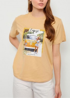 Γυναικείο t-shirt με σχέδιο Enjoy-μπεζ