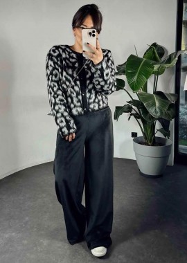 ΚΙΚΟ βελούδινο παντελόνι σε ίσια γραμμή με λάστιχο στη μέση (Μαυρο)