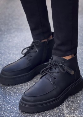 Ανδρικά μαύρα ημιμποτάκια με τρακτερωτή σόλα CH213M