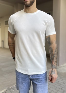 Ανδρική λευκή κοντομάνικη μπλούζα με ανάγλυφο ύφασμα R250330W