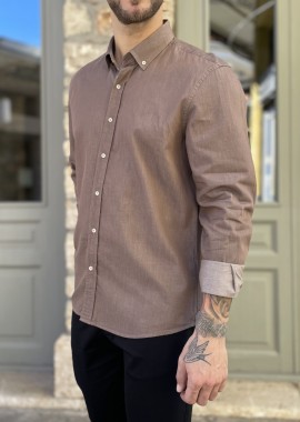Ανδρικό καφέ βαμβακερό πουκάμισο με γιακά 2077