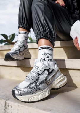 ΛΕΥΚΑ ΜΕ ΑΣΗΜΙ SNEAKERS - TRAIL