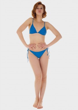 Γυναικείο σετ μαγιό bikini μονόχρωμο αποσπώμενη επένδυση slip κανονική γραμμή & παρεό. Καλύπτει B Cup. ΜΠΛΕ