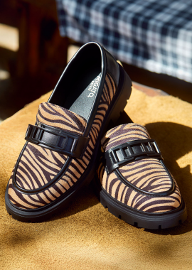 Τιγρέ loafer