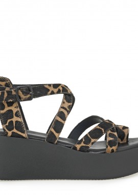 FLATFORMS σχέδιο: U419A8324