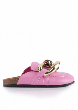 Παντόφλες φούξια δερματίνη με αλυσίδα στη φάσα ΦΟΥΞΙΑ