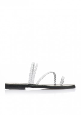 Σανδάλια χειροποίητα λευκά δερματίνη με λουράκια πλεξούδας και σχέδιο δαχτυλίδι ΛΕΥΚΟ