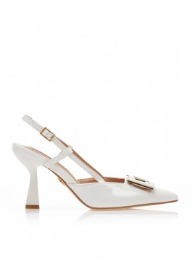 Γόβες TSOUKALAS λευκές λουστρίνι με αγκράφα και ιδιαίτερο τακούνι ΛΕΥΚΟ