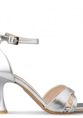 Envie Shoes - FLARED HEEL SANDALS