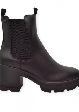 S.OLIVER - S.OLIVER Chelsea 5-25401-41 001 BLACK