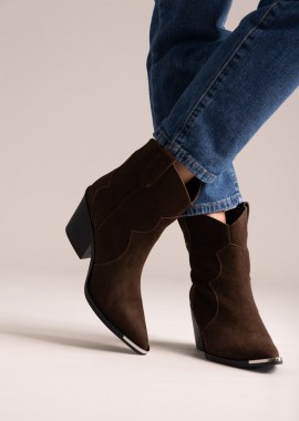 Ideal shoes - Ideal shoes Δερμάτινα Κάουμποϋ Μποτάκια - 6397 - Καφέ Σουέτ