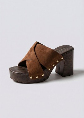 Ideal shoes - Ideal shoes Mules με λεπτομέρεια Τρουκ - 8246 - Tan Suede