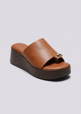 Ideal shoes - Ideal shoes Σανδάλια με ασύμμετρη φάσα - 3003 - Ταμπά Ματ