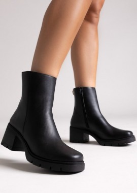 RAGAZZA - RAGAZZA Leather Ankle Boots with Square Toe - 0658 - Black Matte