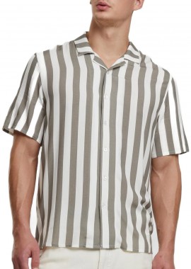 Urban Classics - Viscose AOP Resort Shirt Urban Classics TB4150-20684 paleolive/offwhite